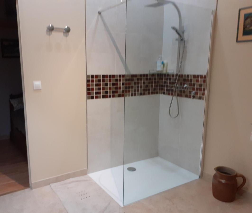 Bed and Breakfast La Guette Cercy-la-Tour Esterno foto